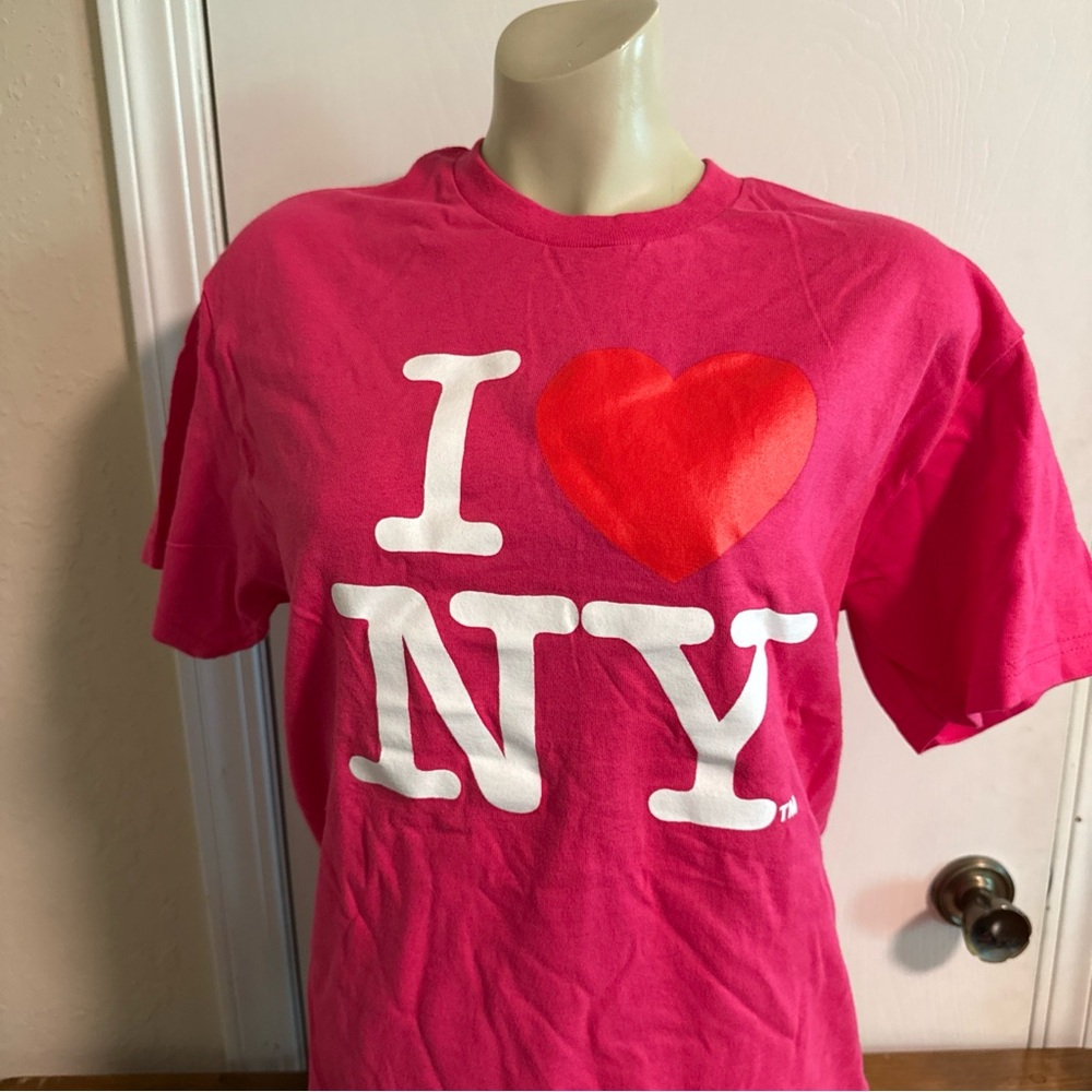 I Heart NY Women's Pink Short Sleeve Graphic Tee with Red Heart